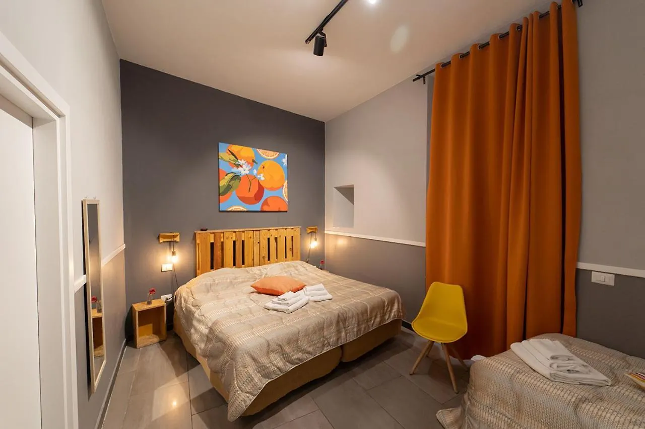 Le 4 Stagioni Dante H Napoli Centro, By Clapa Group Hotel Guest house Naples