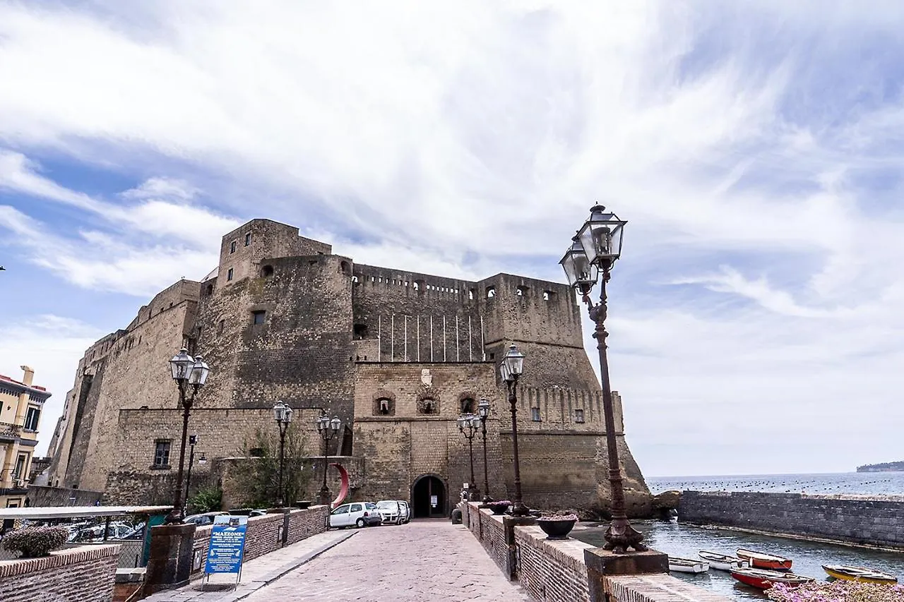 Le 4 Stagioni Dante H Napoli Centro, By Clapa Group location